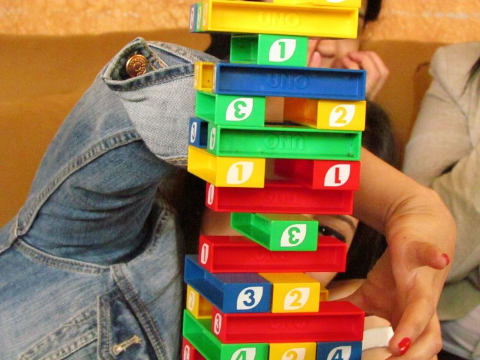 Permainan elang dan anak ayam