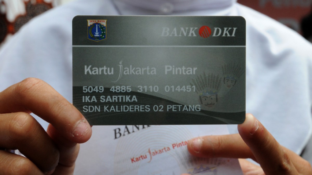 Foto Ahok Biarkan Kartu Jakarta Pintar Buat Belanja Pangan Foto Ahok Biarkan Kartu Jakarta Pintar Buat Belanja Pangan