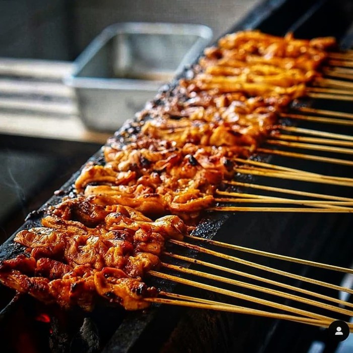 Makanan anak ikan guppy