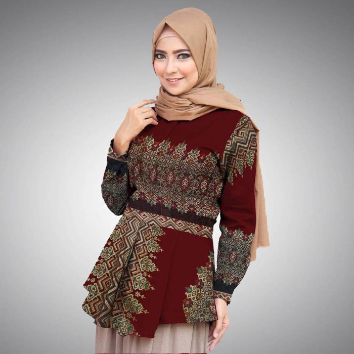 Baju bola anak perempuan