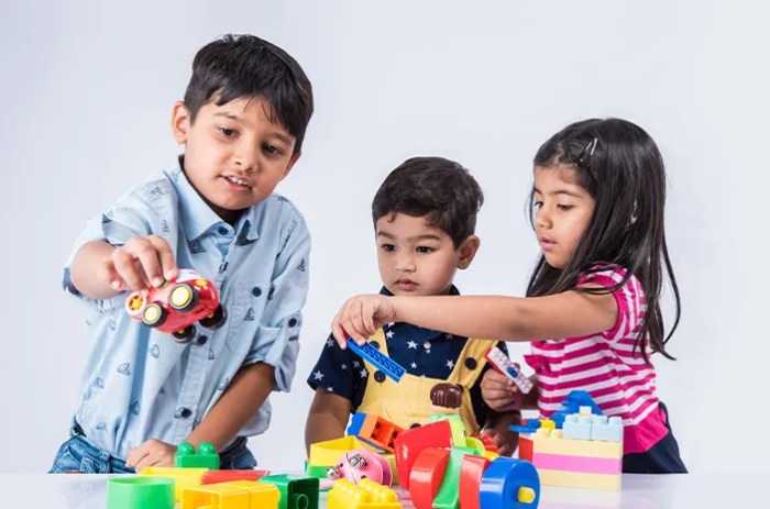 Mainan puzzle anak 2 tahun