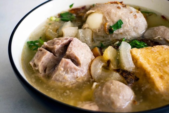 5 Makanan Khas Bandung yang Murah dan Mudah Ditemukan - Wisata Katadata ...