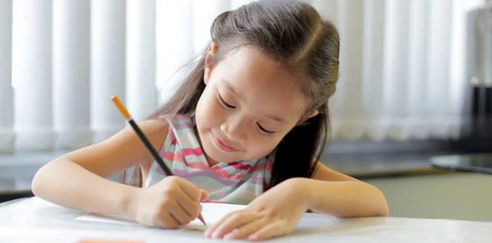Metode belajar anak - Lakukan 7 cara ini agar anak semangat belajar